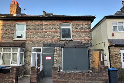 29 Sanderstead Road, South Croydon, CR2 0PE