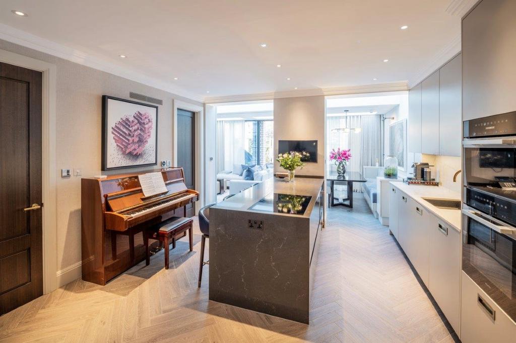 Picture No. 52