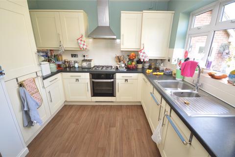 undefined, Oakley Gardens, Luton, Bedfordshire, LU4
