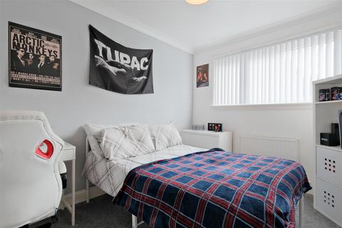 68 Balmore Drive, Hamilton, ML3 8BU