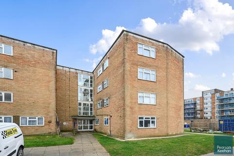 2 bedroom apartment for sale, Butts Road, Southwick