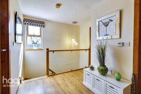 12 Bartlett Close, Mayland, Chelmsford, CM3 6TA