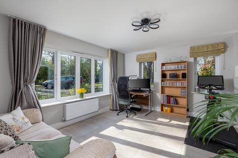 4 bedroom detached house for sale, Berry Close, Copthorne, Crawley, West Sussex, RH10