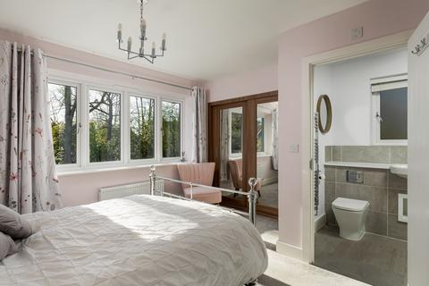4 bedroom detached house for sale, Berry Close, Copthorne, Crawley, West Sussex, RH10