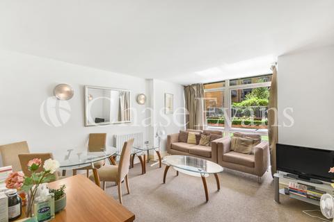 Cassilis Road, Canary Wharf, London, E14
