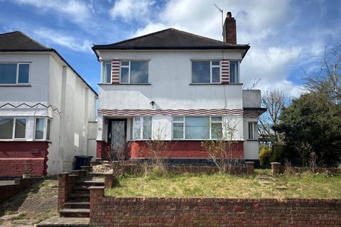 3 bedroom detached house for sale, 91 Highview Avenue, Edgware, Middlesex, HA8 9TY