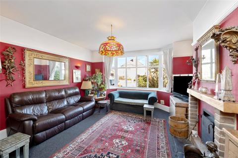 17 Dover Road, Worthing, BN11 5NR