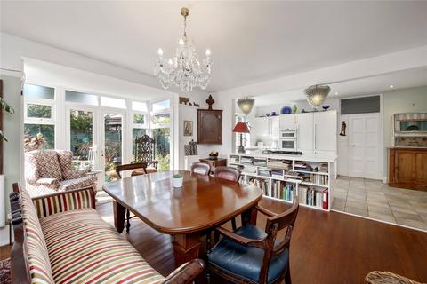 17 Dover Road, Worthing, BN11 5NR