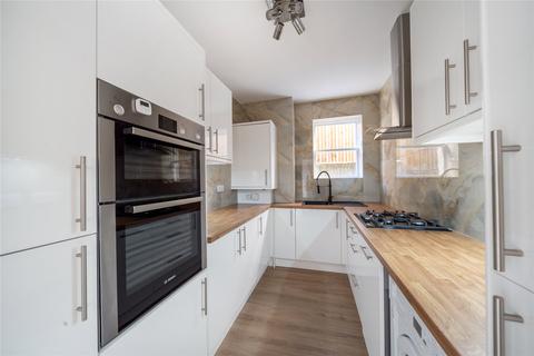 2 bedroom flat for sale, Claremont Gardens, Surbiton KT6