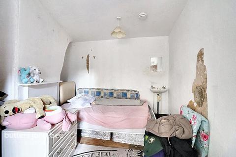 3 bedroom terraced house for sale, Sandon Road, Stafford