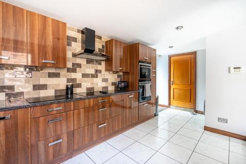 5 bedroom end of terrace house for sale, Haxby Road, York