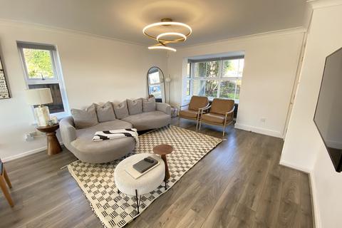 4 bedroom detached house to rent, Three Ships Court, Mumbles, Swansea
