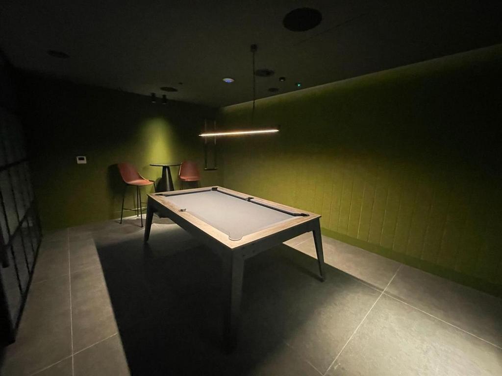 Snooker Room