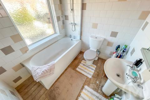 3 Ailsa Avenue, Blackpool, FY4 4HW