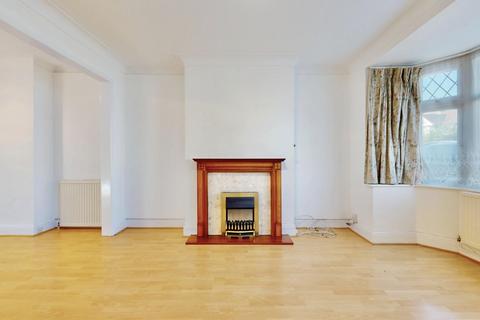 32 Ingram Way, Greenford, UB6 8QG