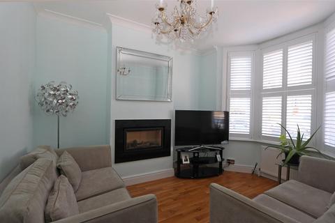 21 Churchill Road, South Croydon, CR2 6HE