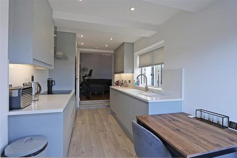 21 Churchill Road, South Croydon, CR2 6HE