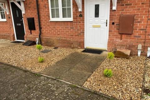 2 bedroom terraced house to rent, Carroll Close, Stratford-upon-Avon