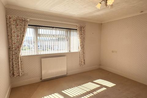 7 Dingat Close, Llandovery, SA20 0BR