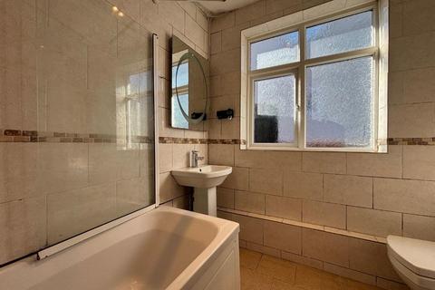 103 Heron Hill, Belvedere, DA17 5HJ