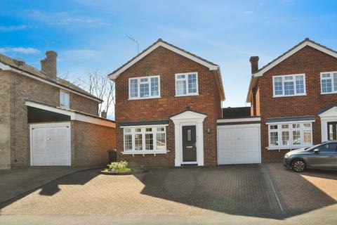 25 Tyrells Way, Great Baddow, Chelmsford, CM2 7DP