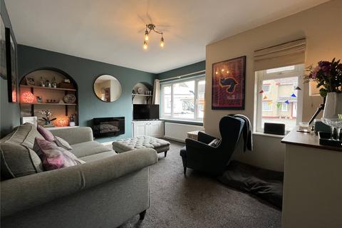 8 Douglas Gardens, Haydon Bridge, Hexham, NE47 6BS