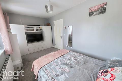 12 Williams Close, Ancaster, Grantham, NG32 3FJ