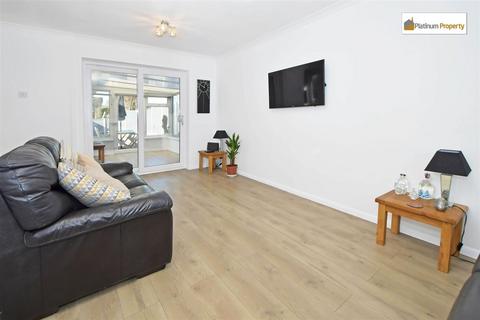 19 Avion Close, Stoke-on-trent, ST3 7QP