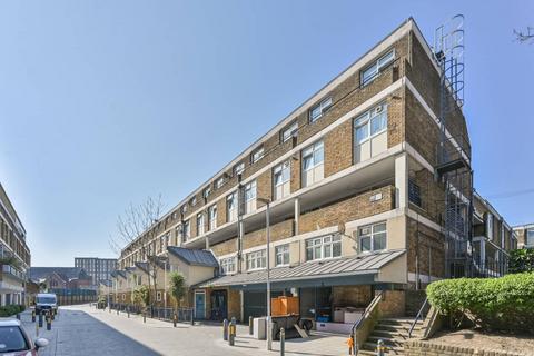 Stockwell Park Road, Brixton, London, SW9