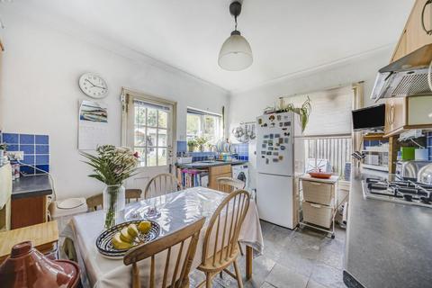 6 Trevelyan Road, London, SW17 9LN
