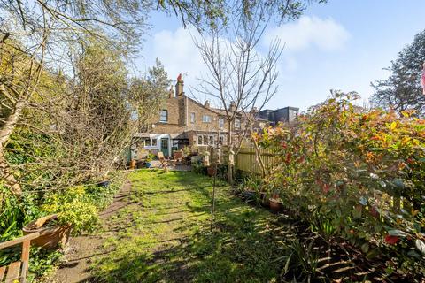 6 Trevelyan Road, London, SW17 9LN