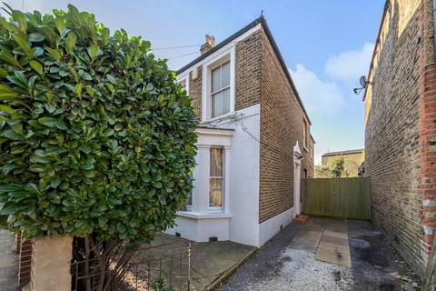 6 Trevelyan Road, London, SW17 9LN