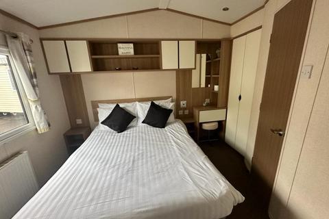 2 bedroom park home for sale, Chichester Lakeside Holiday Park