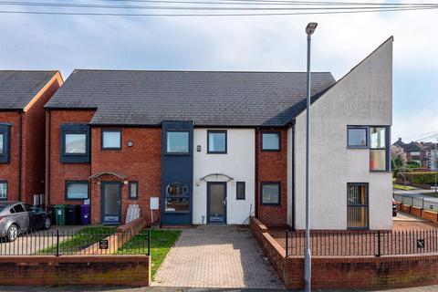 3 bedroom terraced house for sale, 30 Birchwood Road, Penn, Wolverhampton, WV4 5UH
