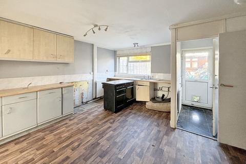 3 bedroom end of terrace house for sale, 99 Northolt Avenue, Bishop's Stortford, Hertfordshire, CM23 5DS