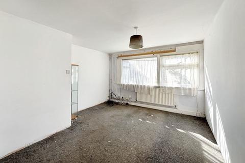 3 bedroom end of terrace house for sale, 99 Northolt Avenue, Bishop's Stortford, Hertfordshire, CM23 5DS