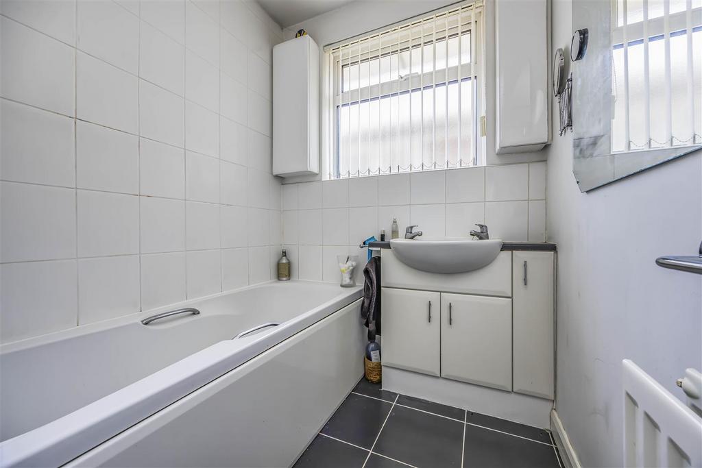 3 Barton Cross, Waterlooville-Portico Marketing-O'H