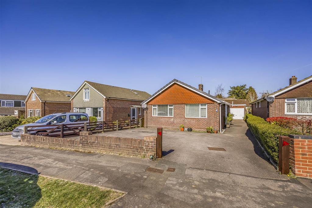 3 Barton Cross, Waterlooville-Portico Marketing-O'H