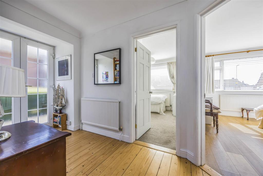 3 Barton Cross, Waterlooville-Portico Marketing-O'H