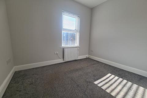 1 bedroom flat to rent, Heysham Road, Morecambe, LA3