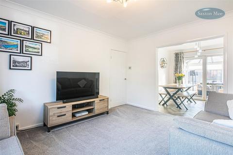 34 Ashurst Drive, Sheffield, S6 5LL