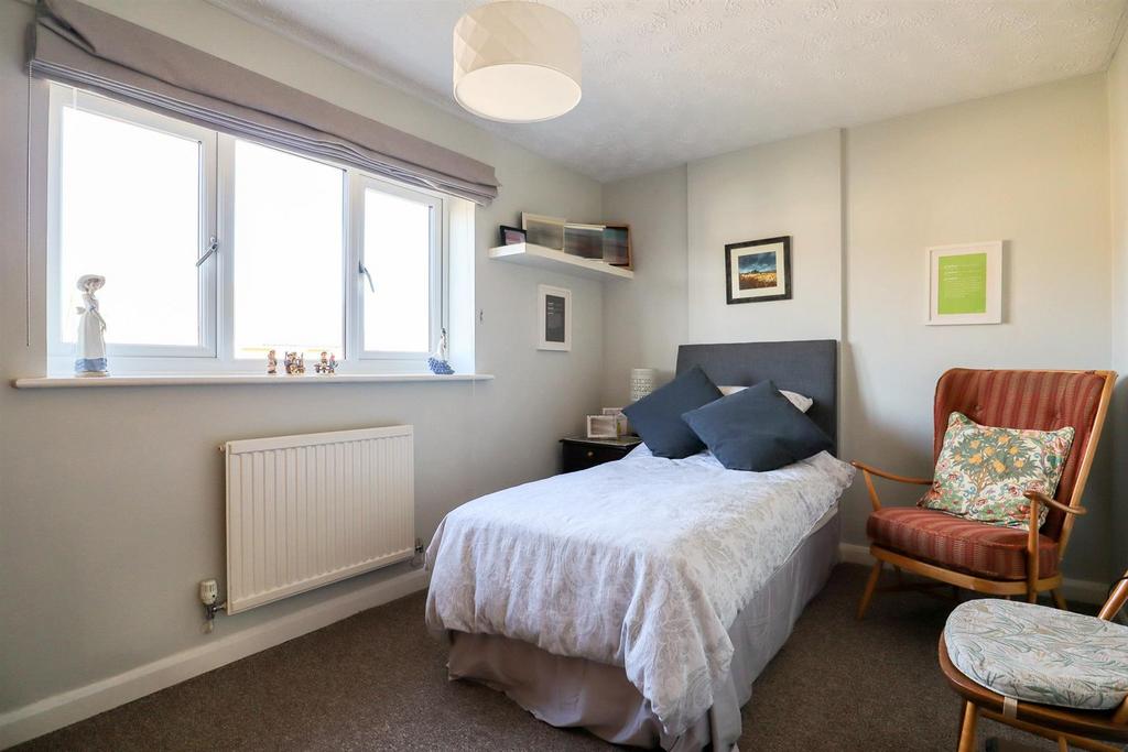 Bedroom 2.jpg