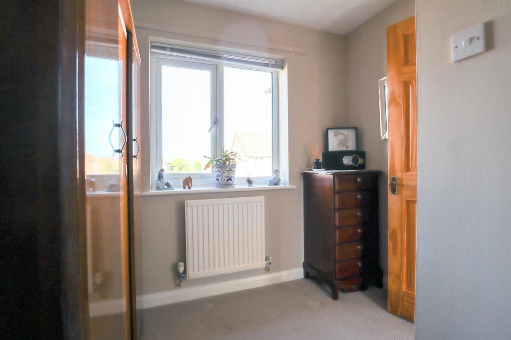 Bedroom 3.jpg