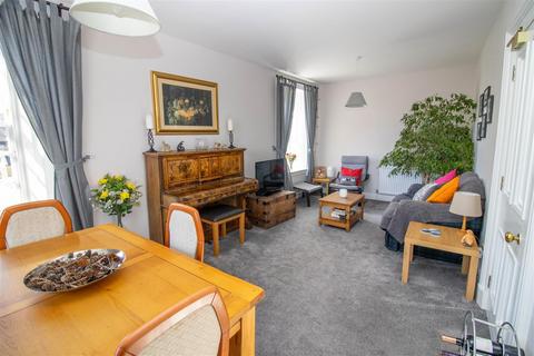 1d Towerdykeside, Hawick, TD9 9EA