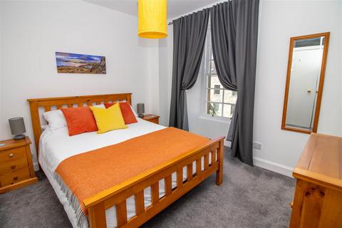 1d Towerdykeside, Hawick, TD9 9EA