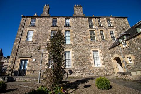 1d Towerdykeside, Hawick, TD9 9EA