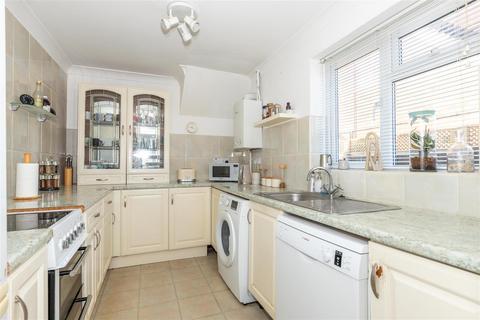 3 bedroom semi-detached house for sale, Sherbrooke Close, Worthing