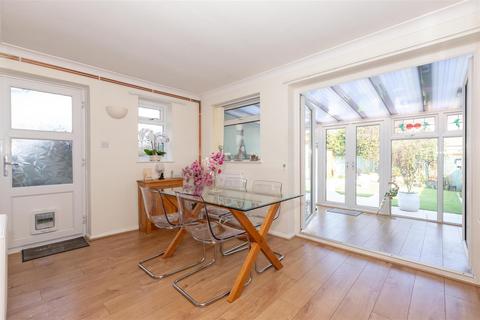 3 bedroom semi-detached house for sale, Sherbrooke Close, Worthing