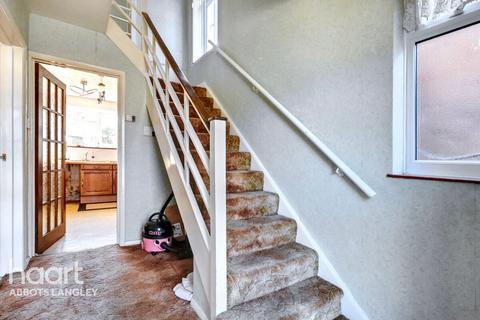 3 bedroom semi-detached house for sale, Gable Close, Abbots Langley