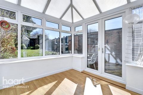 3 bedroom semi-detached house for sale, Gable Close, Abbots Langley